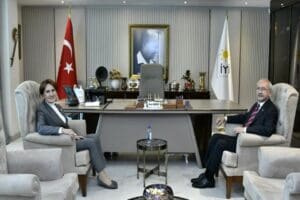 İYİ Parti Genel Başkanı Meral Akşener d&uuml;n CHP lideri Kemal