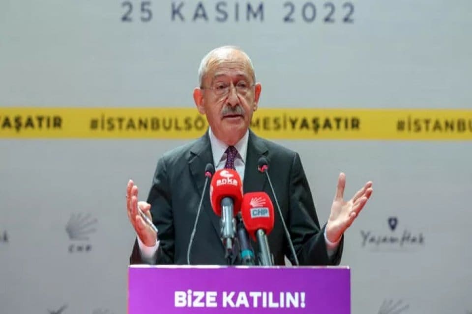 CHP&nbsp;Genel Başkanı Kemal&nbsp;Kılı&ccedil;daroğlu, "Kadına şiddet uygulayan kim olursa olsun cezasını