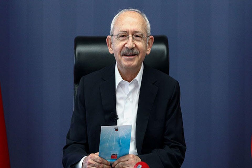 CHP Genel Başkanı Kemal Kılı&ccedil;daroğlu, kadının ekonomik &ouml;zg&uuml;rl&uuml;ğe kavuşmasının &ouml;nemine