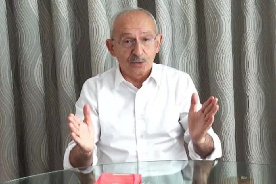 Millet İttifakı'nın Cumhurbaşkanı adayı&nbsp;Kemal Kılı&ccedil;daroğlu, "Konutları, depremzede vatandaşlarımıza &uuml;cretsiz teslim