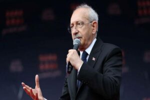 CHP Genel Başkanı ve Millet İttifakı'nın cumhurbaşkanı adayı Kemal Kılıçdaroğlu, Oğuzhan Uğur'un