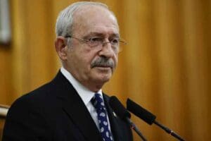 Yeni Akit gazetesi, Taksim'deki bombalı saldırıyla CHP lideri Kemal Kılı&ccedil;daroğlu'nun