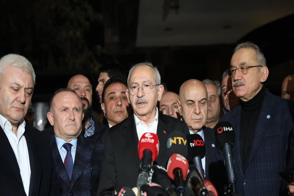 CHP Genel Başkanı Kemal Kılı&ccedil;daroğlu, &ldquo;Sayın Meral Akşener&rsquo;i ziyaret ettim,