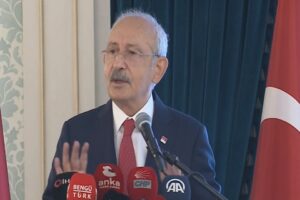CHP lideri Kemal Kılıçdaroğlu, Ankara'da Muhtarlar ve Kanaat Önderleri Buluşması'nda