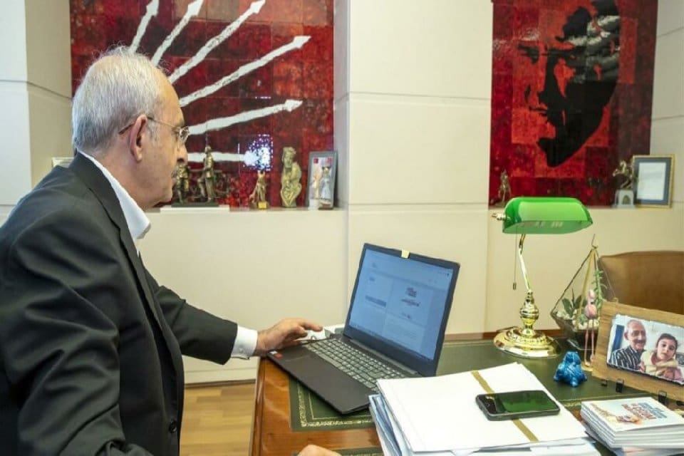 CHP lideri Kemal Kılı&ccedil;daroğlu, CHP Gen&ccedil;lik Kolları ve T&Uuml;LOV işbirliğiyle