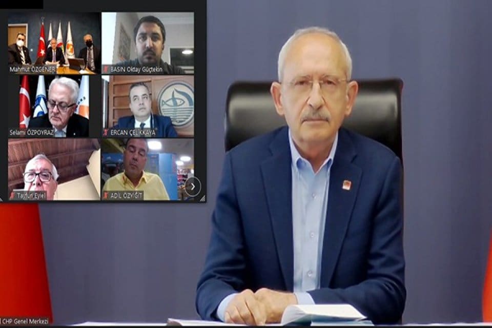 İzmir Ticaret Odası'nın Nisan ayı olağan Meclis oturumuna katılan ve