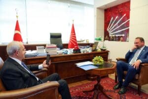 CHP Genel Başkanı Kemal Kılı&ccedil;daroğlu, iklim değişikliğine dikkat &ccedil;ekmek i&ccedil;in