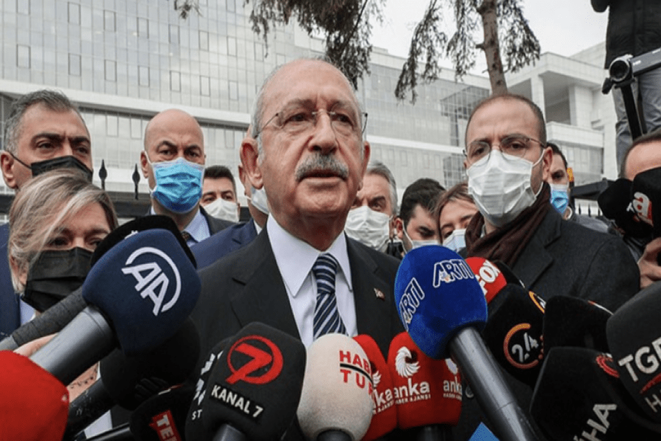 CHP Genel Başkanı Kemal Kılı&ccedil;daroğlu, 20 yaşındaki Enes Kara'nın intiharıyla