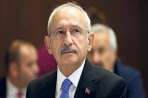 CHP Genel Başkanı Kemal Kılıçdaroğlu parti Genel Merkezi'nde açıklamalarda bulundu.