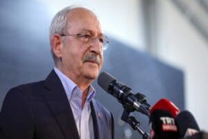 Cumhurbaşkanı Adayı Kemal Kılı&ccedil;daroğlu, "Son 10 g&uuml;nde girişilecek en pis