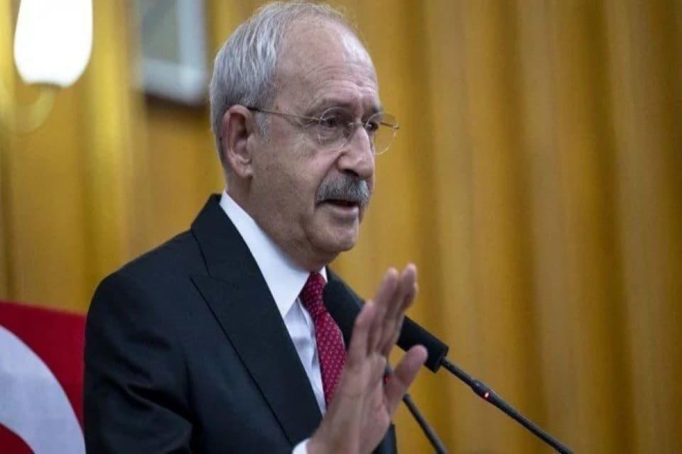 Se&ccedil;im kararının Resmi Gazete'de yayımlanmasının ardından ittifaklar arasında g&ouml;r&uuml;şmelerde hızlandı.