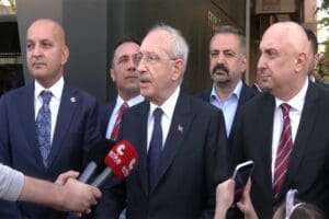 Millet İttifakı'nın cumhurbaşkanı adayı Kemal Kılı&ccedil;daroğlu, 'Memur Teoman' olarak bilinen