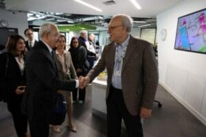 Cumhuriyet Halk Partisi Genel Başkanı Kemal Kılı&ccedil;daroğlu, İngiltere'nin başkenti Londra'da