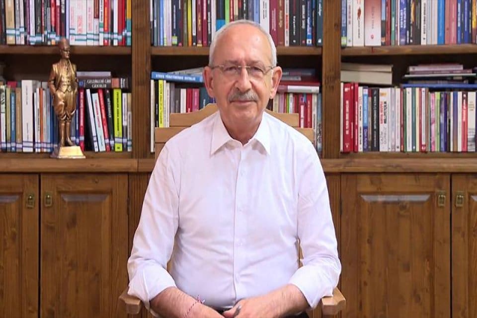 DEMOKRAT G&Uuml;NDEM-CHP Lideri Kemal Kılı&ccedil;daroğlu, gece yarısından sonra yayınlayacağı videonun
