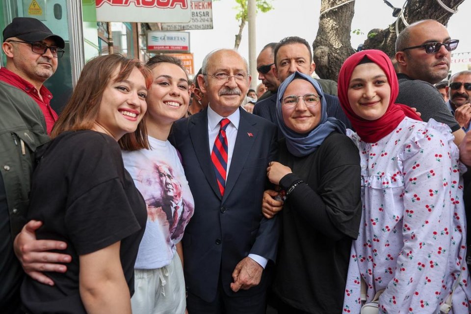 DOMUZ BAĞCILAR YÜCE MECLİS'E GÖNDERİLDİ CHP Lideri Kemal Kılıçdaroğlu, 14