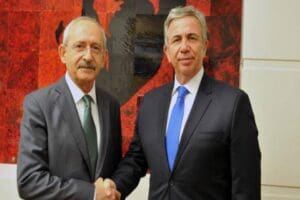 CHP Genel Başkanı Kemal Kılı&ccedil;daroğlu, Zafer Partisi lideri &Uuml;mit &Ouml;zdağ'ın
