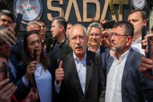 Cumhuriyet Halk Partisi (CHP) Genel Başkanı Kemal Kılı&ccedil;daroğlu, basına haber