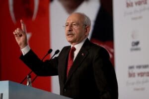 Kılı&ccedil;daroğlu, SPK ve Borsa'yla ilgili sert a&ccedil;ıklamalarda bulundu. CHP lideri,