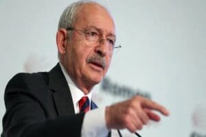 Deprem sonrasında da işlemlerin devam ettiği ve b&uuml;y&uuml;k kayıpların yaşandığı