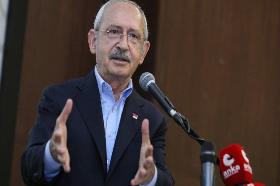 CHP Genel Başkanı Kemal Kılı&ccedil;daroğlu, partisinin MYK toplantısında, Erdoğan'ın 'yeni