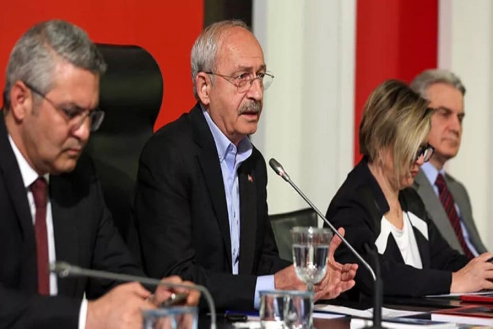 Millet İttifakı'nın Cumhurbaşkanı adayı ve CHP lideri Kemal Kılı&ccedil;daroğlu, cumartesi