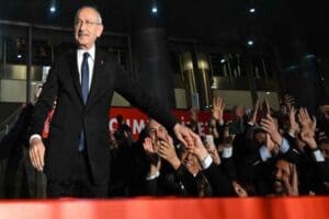 Millet İttifakı'nın cumhurbaşkanı adayı Kemal Kılı&ccedil;daroğlu, ittifak dışındaki siyasi partilerle
