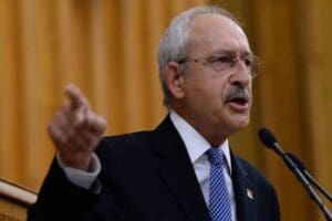 CHP Genel Başkanı Kemal Kılı&ccedil;daroğlu, iktidarın Y&uuml;ksek Se&ccedil;im Kurulu&rsquo;na istediği