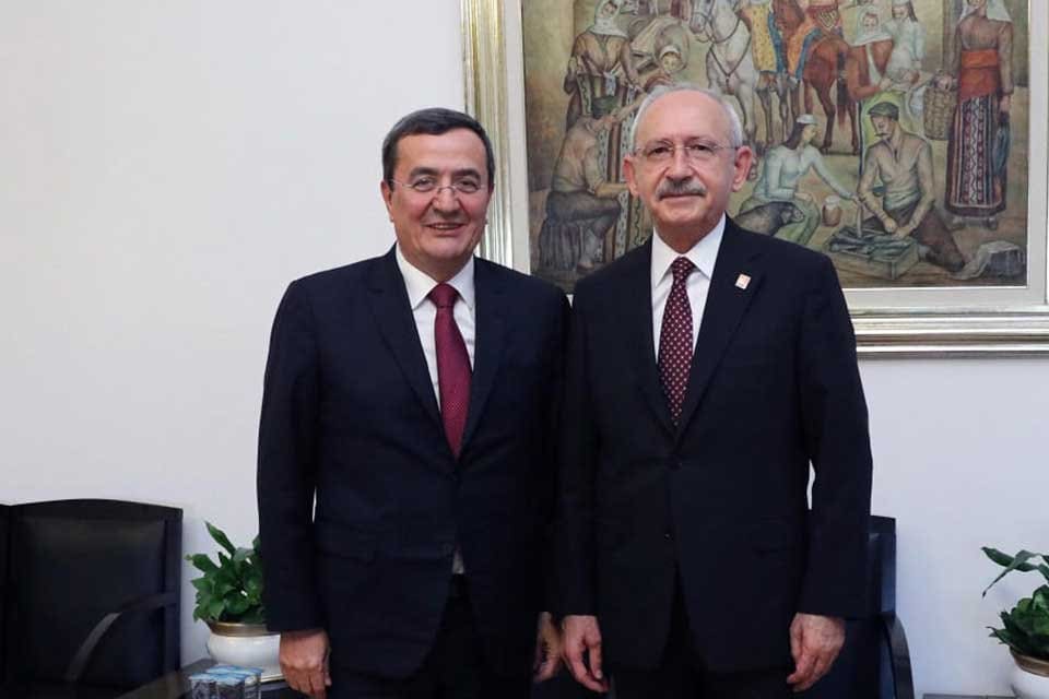 Kılı&ccedil;daroğlu, Konak Belediyesi'nin ger&ccedil;ekleştireceği toplu a&ccedil;ılış t&ouml;renine katılmak &uuml;zere Konak&rsquo;a