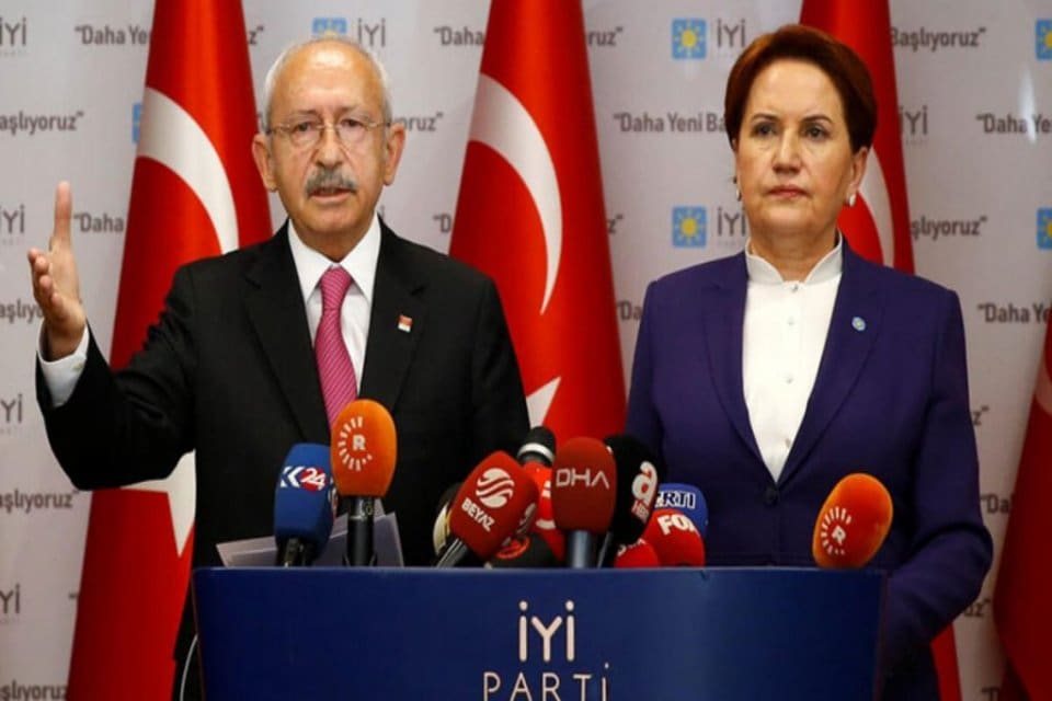 CHP lideri Kılı&ccedil;daroğlu ile İYİ Parti lideri Akşener bir araya