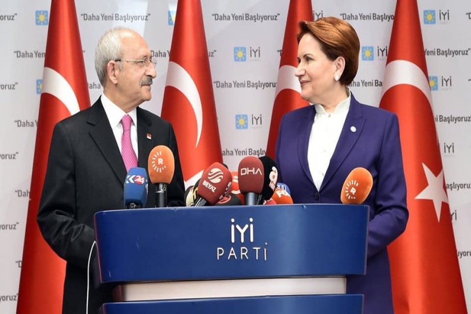 Hande Fırat, Kemal Kılı&ccedil;daroğlu ile Meral Akşener'in ge&ccedil;en hafta sonu
