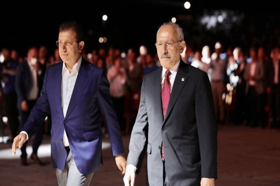 Cumhurbaşkanı adayı Kılı&ccedil;daroğlu ile İBB Başkanı İmamoğlu, Trabzon'da yurttaşlarla bir