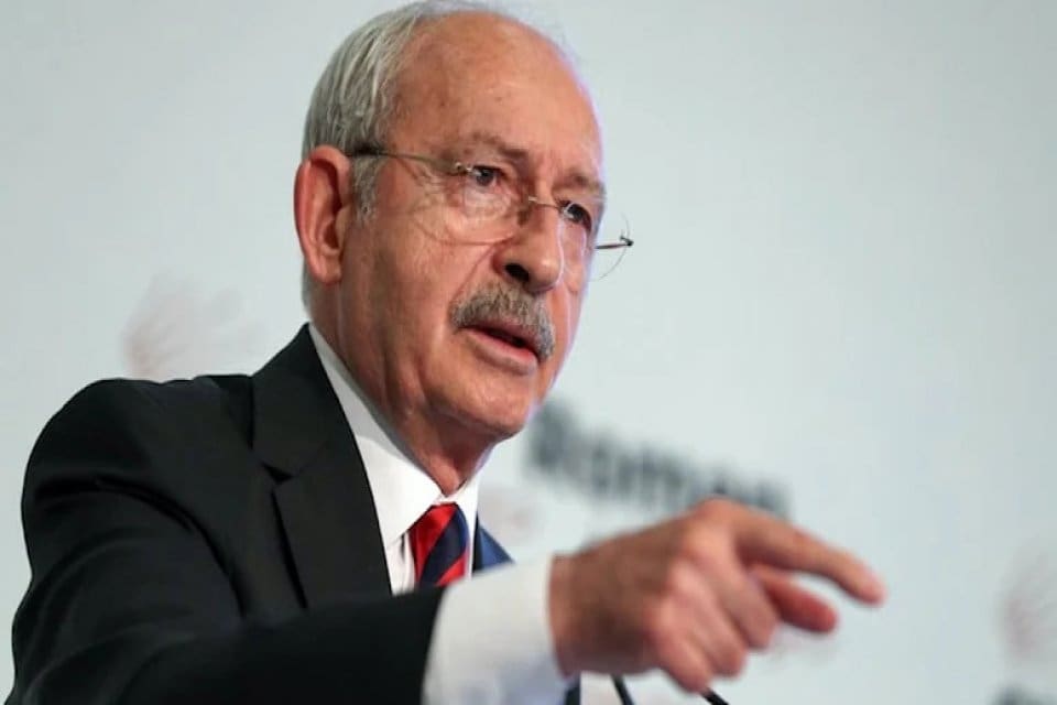 Borsa&rsquo;da b&uuml;y&uuml;k kayıp s&uuml;r&uuml;yor. Bug&uuml;n Borsa İstanbul&rsquo;da BIST 100 endeksi,