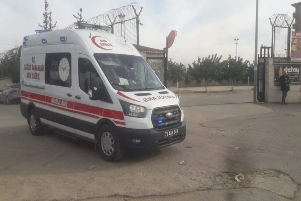 Suriye&rsquo;nin Tel Rıfat b&ouml;lgesinden ateşlenen 3 roket mermisi, Kilis&rsquo;in &Ouml;nc&uuml;pınar