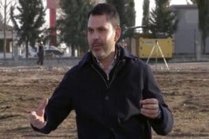 &Ccedil;evre, Şehircilik ve İklim Değişikliği Bakanı Murat Kurum, "Ev sahiplerine