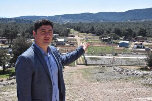 İzmir'in Buca il&ccedil;esine bağlı kırsal Kırklar Mahallesi'nde yaşayanlar, hobi bah&ccedil;esi