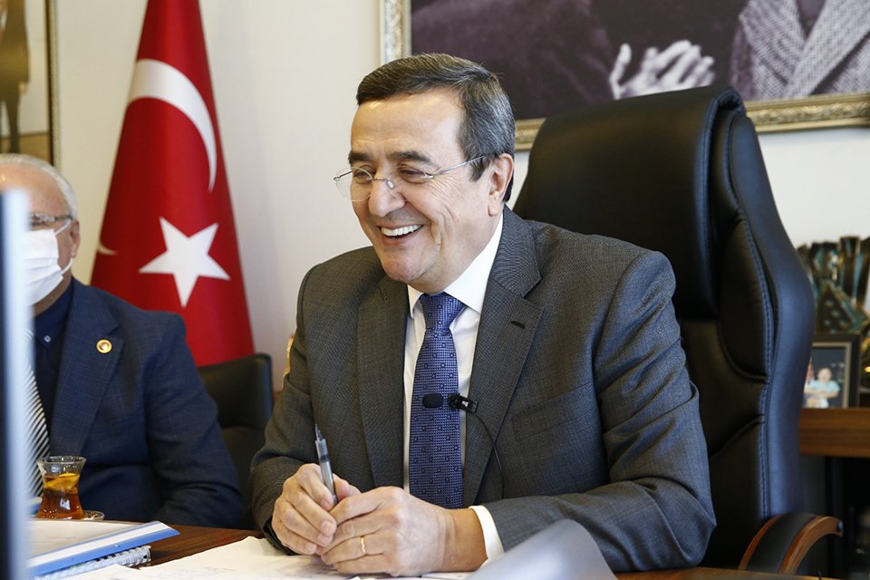 Video konferans yöntemiyle toplanan Kıyı Ege Belediyeler Birliği Encümeni’nde, pandemi