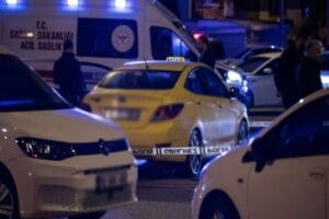 Ankara Altındağ'da, evine gittiği kız arkadaşını tabancayla başından vurarak &ouml;ld&uuml;ren