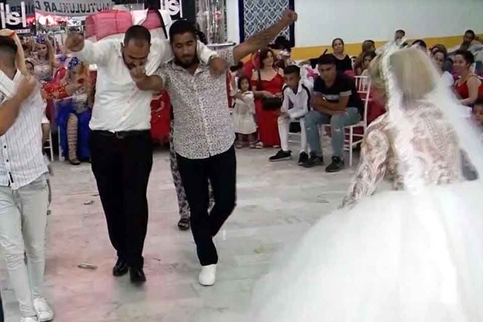 İZMİR'de kız kardeşi S.G. ile evlenen Tugay Keser'i (24), d&uuml;ğ&uuml;n