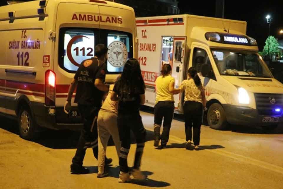 DENİZLİ'nin Merkezefendi il&ccedil;esinde yatılı yurtta kalan 65 lise &ouml;ğrencisi ile