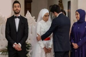 Kızılcık Şerbeti dizisi tepki toplamaya devam ediyor. Yayınlanan son b&ouml;l&uuml;m&uuml;nde