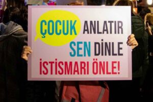 İzmir'in Gaziemir il&ccedil;esinde kızı E.&Ouml;.'ye (16) 9 yıl boyunca cinsel