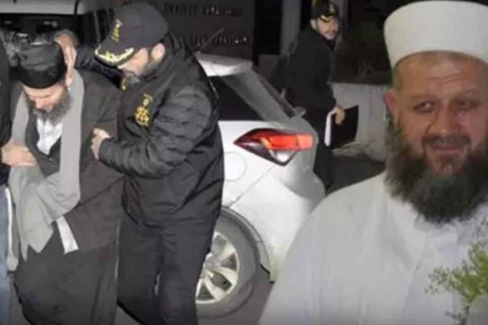Kızı H.K.G.'yi altı yaşında Kadir İstekli'yle 'imam nikahıyla evlendirip' istismar