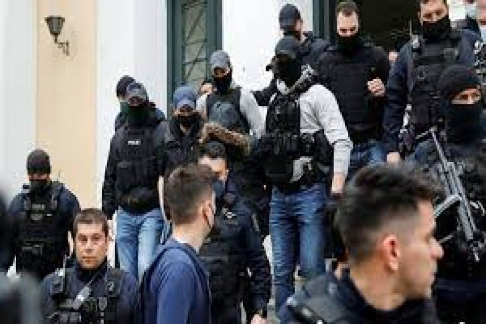 Yunanistan, 9 yaşındaki kızını ketamin ile uyutarak &ouml;ld&uuml;ren cani anneyi