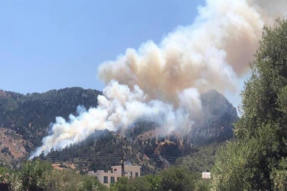 Kuzey Kıbrıs T&uuml;rk Cumhuriyeti'nde (KKTC) Girne b&ouml;lgesine bağlı Karşıyaka k&ouml;y&uuml;n&uuml;n