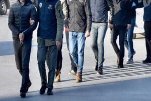 Kobani soruşturması kapsamında aralarında belediye y&ouml;neticilerinin de bulunduğu 91 kişi