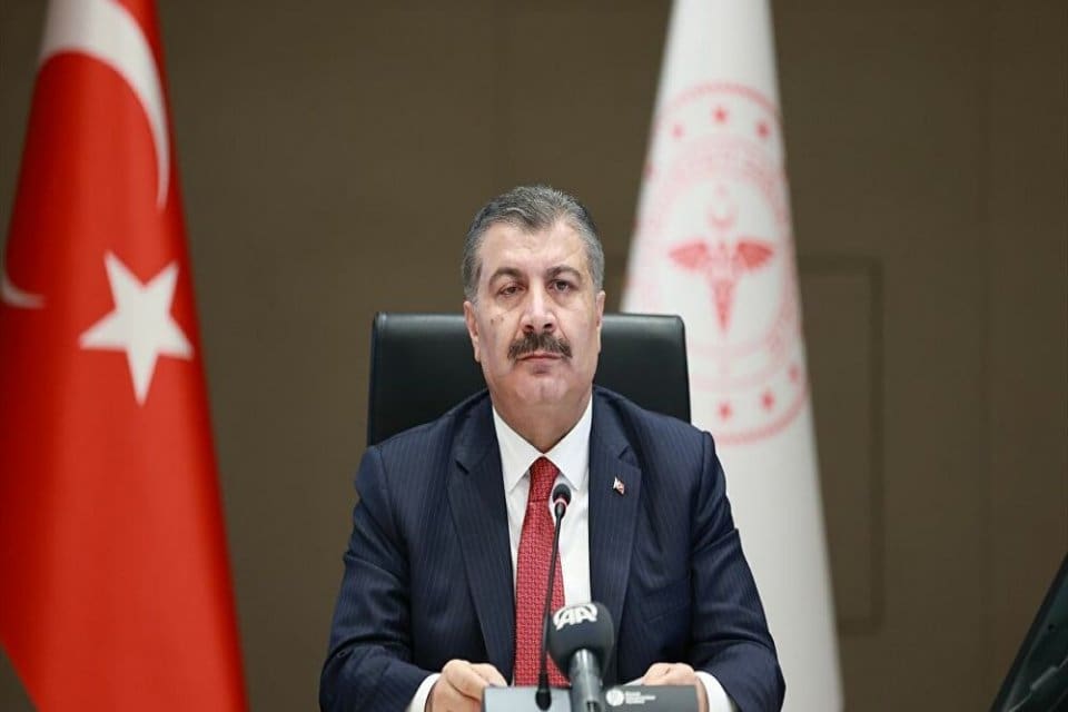Yeni Şafak yazarı Mehmet Acet, Sağlık Bakanı Fahrettin Koca'nın kendisiyle