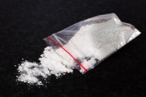 MUĞLA'nın Bodrum il&ccedil;esinde d&uuml;zenlenen uyuşturucu operasyonunda 150 gram kokainle yakalanan