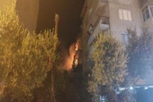 Aydın&rsquo;ın Nazilli il&ccedil;esinde balkondaki kombiden kaynaklanan yangında 4 ve 5&rsquo;inci