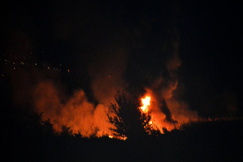 Ukraynalı firmaya ait, "tehlikeli madde" taşıyan kargo nakliye u&ccedil;ağı Kavala'da