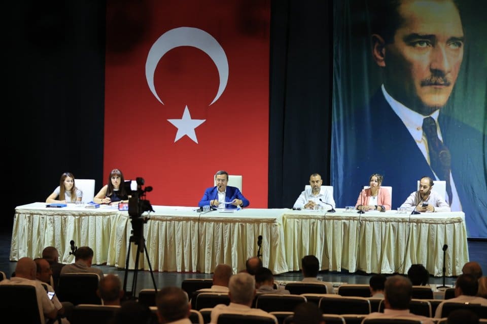 Konak Belediye Meclisi, ağustos ayının ikinci olağan toplantısında ek b&uuml;t&ccedil;e